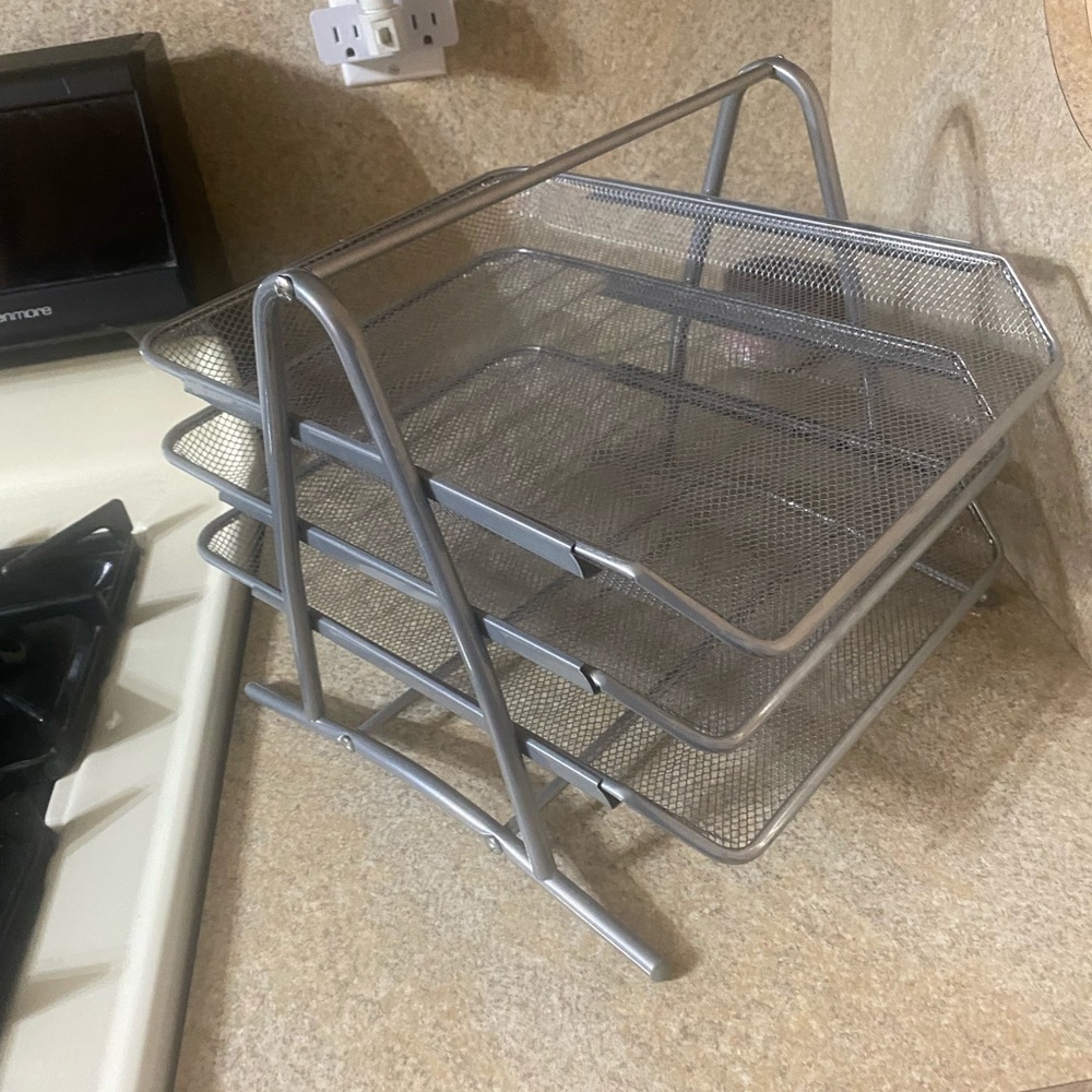 Paper shelf - Picture 2 of 2